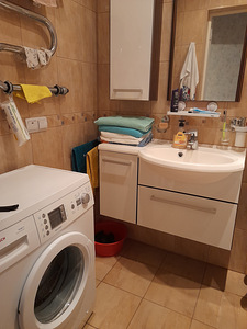 Продам 2-х комн. квартиру (8 фото из 12)