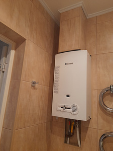 Продам 2-х комн. квартиру (12 фото из 12)