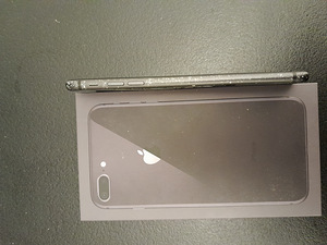 iPhone 8 плюс (1 фото из 5)