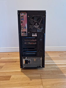 Gaming arvuti / PC (4 foto / 8)