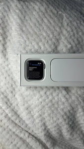Apple Watch SE (2nd Gen) 44mm Sil Alu Aluminium Case GPS (3 foto / 5)