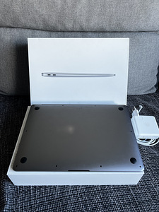 Macbook Air 13” 2020 M1 8/256GB Space Gray (3 foto / 6)