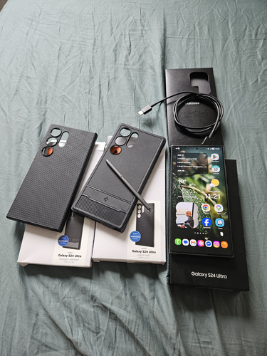 Samsung S24 Ultra 256GB Titanium black