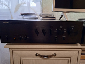 Hi-End Yamaha CD-S2000+ võimendi Yamaha A-S2000 (4 foto / 9)