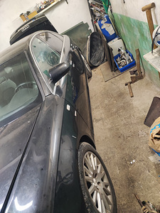 Audi A6 C6 на запчасти (4 фото из 10)