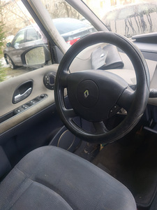 Renault Espace varuosadena (7 foto / 7)
