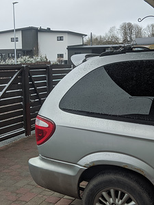Spoiler Chrysler Grand Voyager / Town country (2 foto / 3)