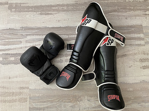 Venum MMA kindad ja Starpak jalakaitsmed (1 foto / 3)