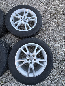Audi veljed R18 + Nokia Hakkapeliitta 9 rehvid (3 foto / 10)