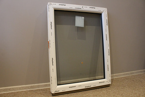 Mitteavatav plastic (PVC) aken, laiusega 700 mm (5 foto / 10)