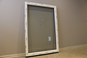 Mitteavatav plastic (PVC) aken, laiusega 900 mm (6 foto / 10)