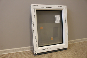 Mitteavatav plastic (PVC) aken, laiusega 500 mm (2 foto / 9)