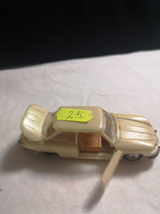Automudel, NSVL, Panhard 24 W (2 foto / 3)