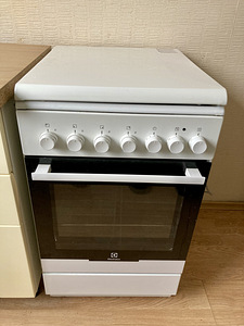 Electrolux gaasipliit elektriahjuga (5 foto / 5)