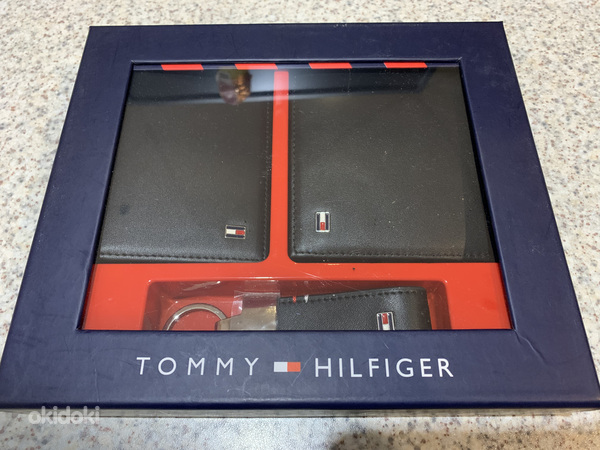 Набор Tommy Hilfiger- кошелек, визитница и брелок для ключей (фото #3)