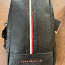 Наплечные сумки Tommy Hilfiger (фото #1)