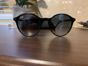 Uued, originaalsed RayBan päikeseprillid (6 foto / 10)