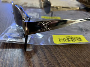 Uued päikeseprillid Celine Cl40235U (2 foto / 9)