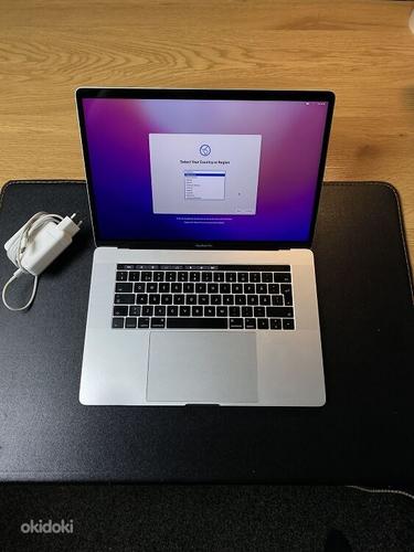 MacBook Pro 2016 Retina 15" (foto #1)