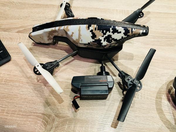 Дрон AR Parrot Drone 2.0 (фото #1)