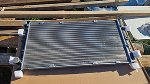 VAN WEZEL Mootori jahutusradiaator Volkswagen T4 (1 foto / 2)