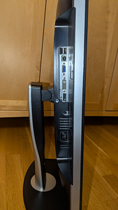 24-дюймовый монитор Dell U2412MB (2 foto / 4)