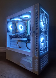 I7 Nvidia 1070 Ti Mänguriarvuti (1 foto / 8)