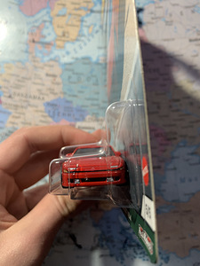 Hot WHEELS premium Mitsubishi 3000gt VR-4 (2 foto / 4)