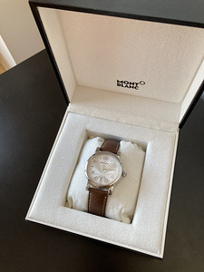 Montblanc Star Date Quartz 108762 Meeste Käekell (3 foto / 7)