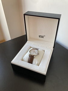 Montblanc Star Date Quartz 108762 Meeste Käekell (7 foto / 7)