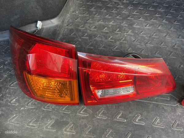 Задние фонари Lexus IS220d/IS250/350 (фото #3)