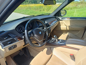 BMW x5 3.0d (5 фото из 7)