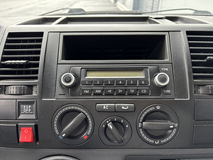 Volkswagen Transporter 1.9TDI 77kw 2005 (11 foto / 13)