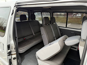 2009 Toyota hiace 8-kohaline 2.5 86kw (7 foto / 10)