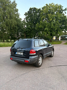 Hyndai Santa Fe 2.7 V6 ATM (5 foto / 10)