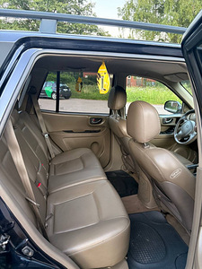 Hyndai Santa Fe 2.7 V6 ATM (9 foto / 10)