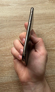 iPhone XS 64GB Gold (3 foto / 5)
