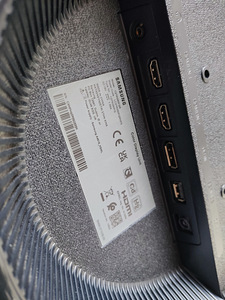 SAMSUNG C27RG50FQR NVIDIA G-SYNC (7 foto / 10)