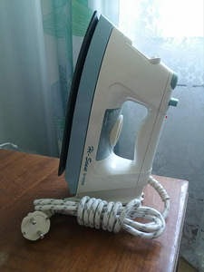 Утюги (3 фото из 3)