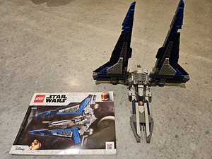 LEGO Star Wars Mandalorian Starfighter (1 фото из 5)