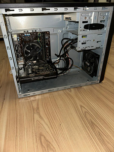 Lauaarvuti i5 4460 ,Rx570 ,16Gb RAM (3 foto / 4)