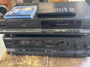 TECHNICS RESSIIVER JA CD MÄNGIJA