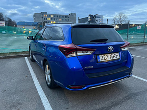 Auto rent Bolt Uber (1 foto / 3)