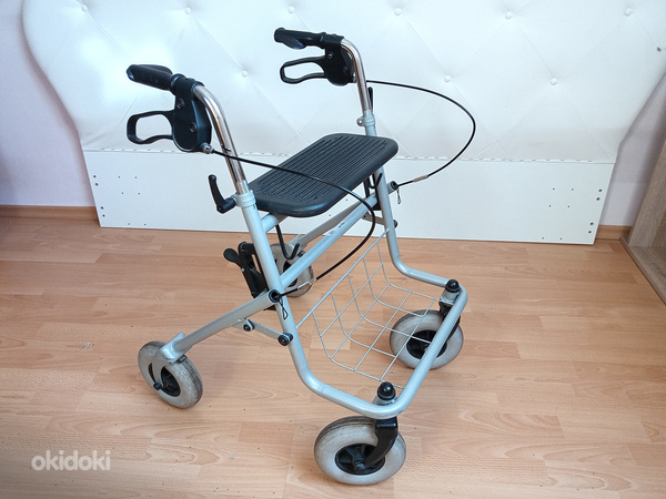 Rollaator eakatele ja puuetega inimestele (foto #1)