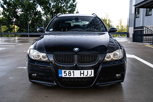 BMW 330 M-pakett (5 foto / 12)