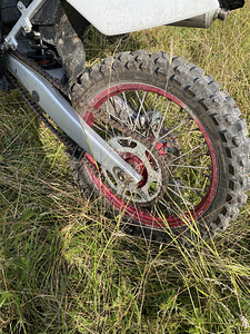 Husqvarna cr125 (7 фото из 7)