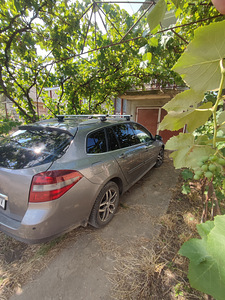 Renault Laguna (4 foto / 9)
