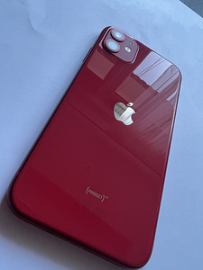iPhone 11 Red 64GB (1 foto / 3)