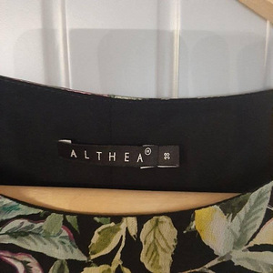 Althea kleit 38 / M (3 foto / 3)