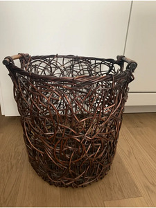 Hoiukorv Kõrgus 39cm läbimõõt 36cm, sisemine riie eemaldatav (3 foto / 3)